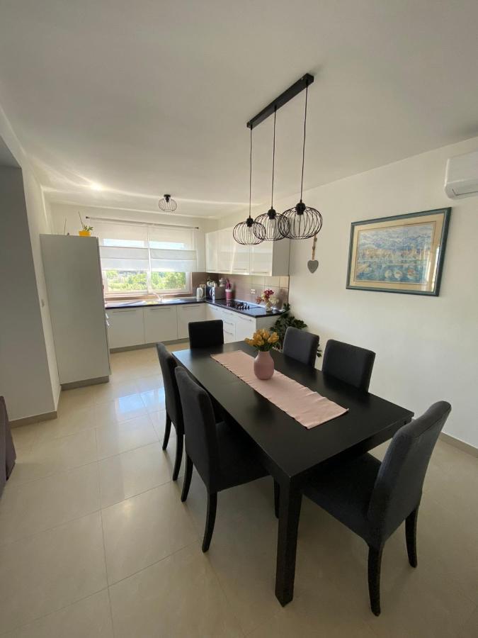 Apartman Ana Kampor Екстер'єр фото